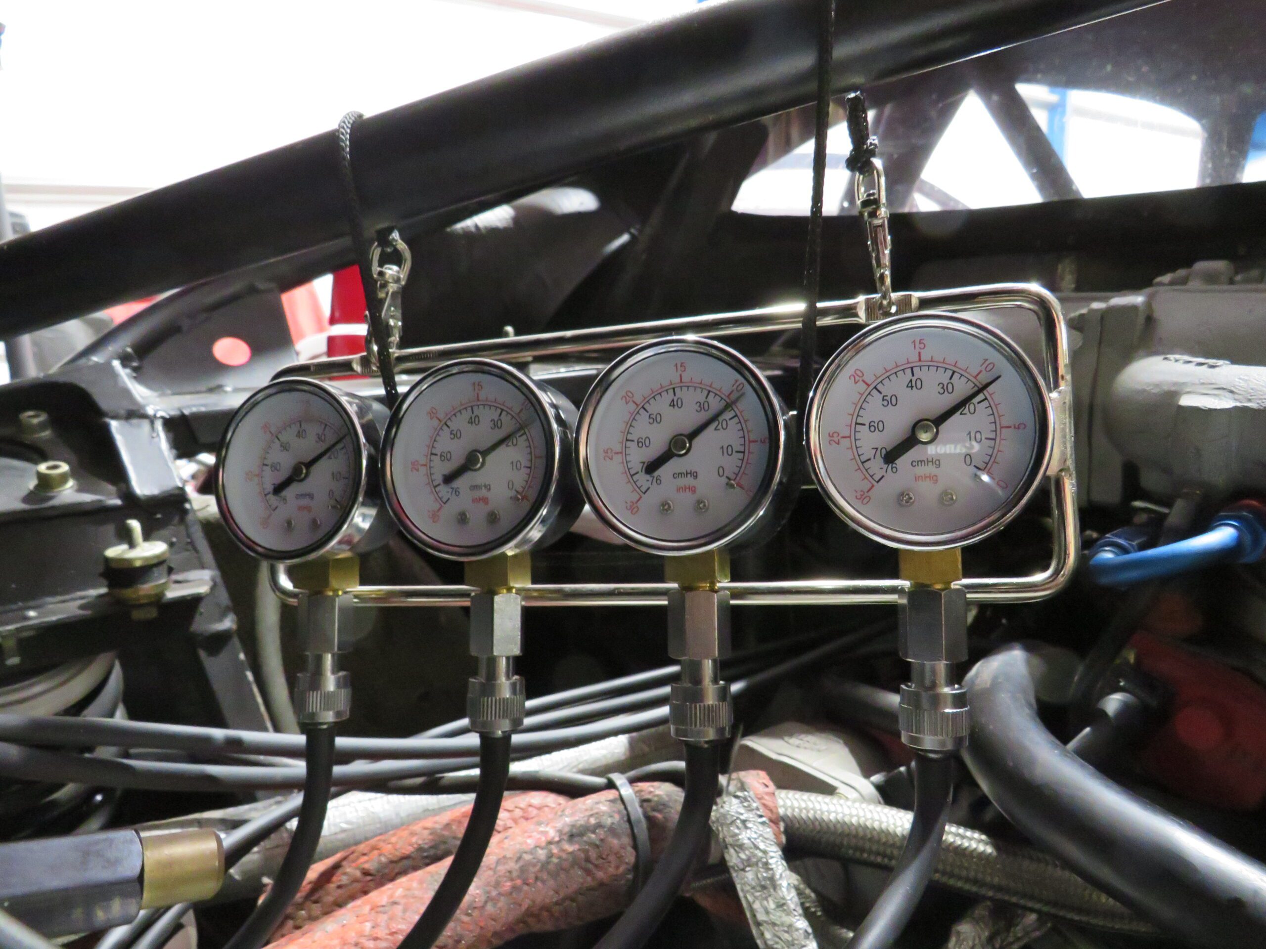 Balancing F40 throttle bodies